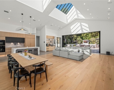 4874 Sun Valley Rd. - Photo Thumbnail 5