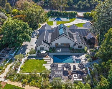 4874 Sun Valley Rd. - Photo Thumbnail 4