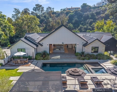 4874 Sun Valley Rd. - Photo Thumbnail 3