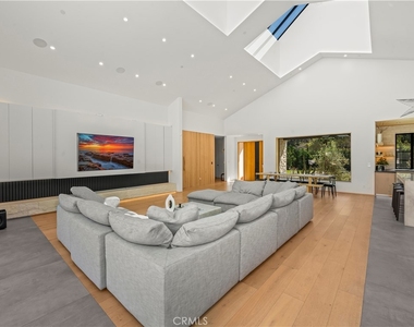 4874 Sun Valley Rd. - Photo Thumbnail 7