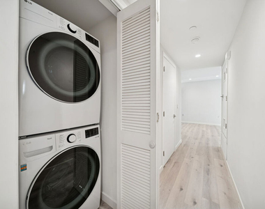1051 S Corning Street - Photo Thumbnail 13