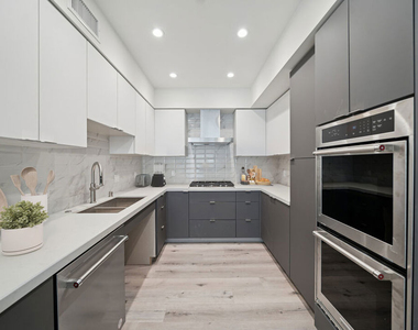 1051 S Corning Street - Photo Thumbnail 4