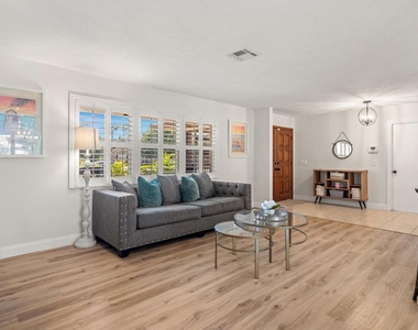 762 Se River Lane - Photo Thumbnail 41