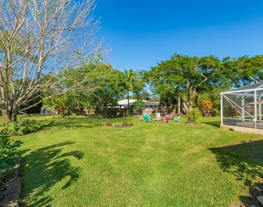 762 Se River Lane - Photo Thumbnail 6