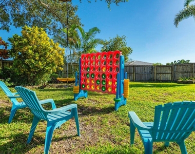 762 Se River Lane - Photo Thumbnail 3