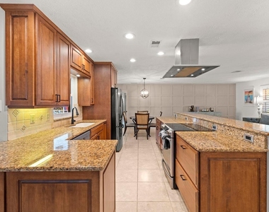 762 Se River Lane - Photo Thumbnail 28