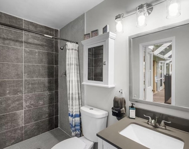 730 Se White Avenue - Photo Thumbnail 14