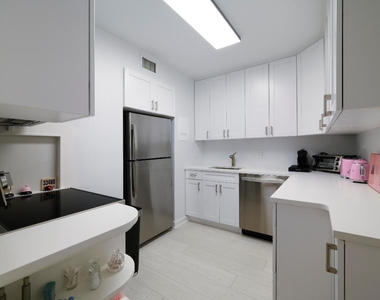 170 N Ocean Boulevard - Photo Thumbnail 11