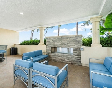2640 Lake Shore Drive - Photo Thumbnail 42