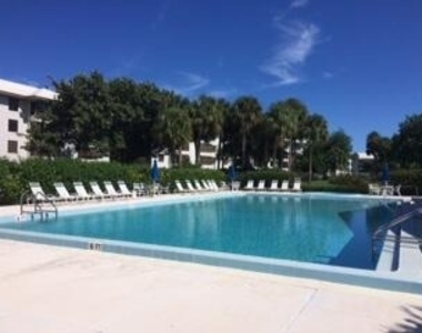 3826 Whitehall Drive - Photo Thumbnail 1