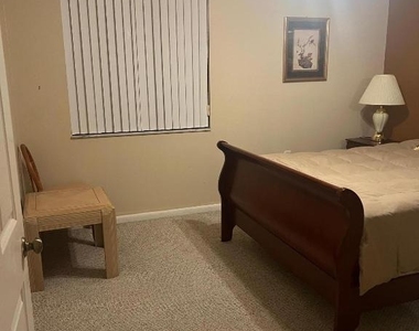 3826 Whitehall Drive - Photo Thumbnail 7