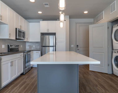2870 Arapahoe Rd - Photo Thumbnail 9