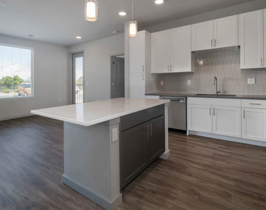 2870 Arapahoe Rd - Photo Thumbnail 54
