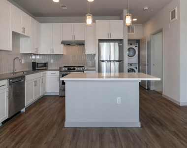 2870 Arapahoe Rd - Photo Thumbnail 5