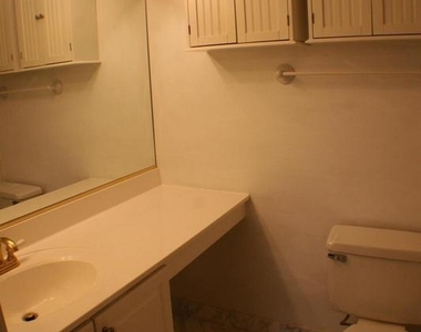 5817 Edson Lane - Photo Thumbnail 12