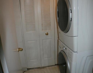 5817 Edson Lane - Photo Thumbnail 7