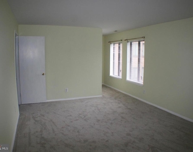 5817 Edson Lane - Photo Thumbnail 10