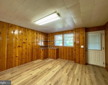 1011 Linden Avenue - Photo Thumbnail 12