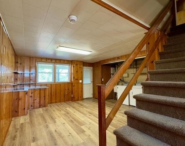 1011 Linden Avenue - Photo Thumbnail 11