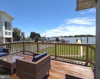9135 Cuckold Point Road - Photo Thumbnail 35
