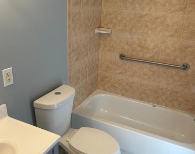 1169 Morse Street Ne - Photo Thumbnail 5