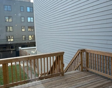 1169 Morse Street Ne - Photo Thumbnail 14