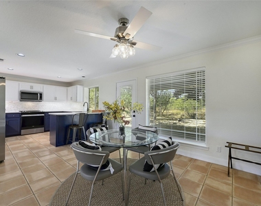 410 Hi Circle West - Photo Thumbnail 5