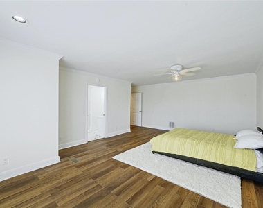 410 Hi Circle West - Photo Thumbnail 14