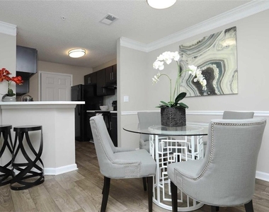 9200 Roberts Drive - Photo Thumbnail 6