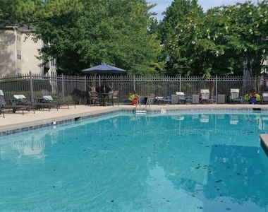 9200 Roberts Drive - Photo Thumbnail 16