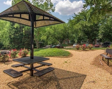 9200 Roberts Drive - Photo Thumbnail 18