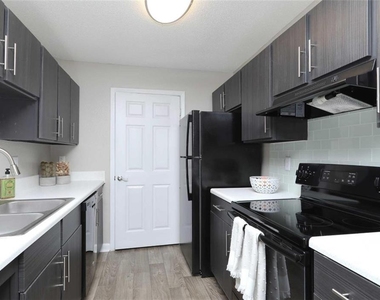 9200 Roberts Drive - Photo Thumbnail 1