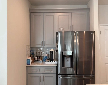 1177 Sunny Lake Drive - Photo Thumbnail 4