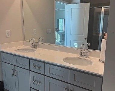 1177 Sunny Lake Drive - Photo Thumbnail 19