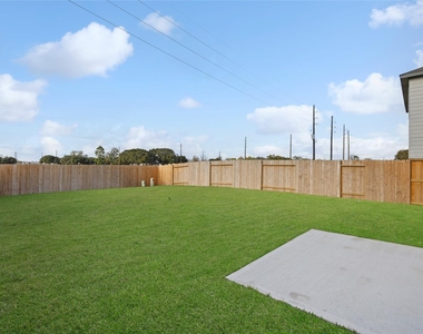 8807 Vacek Crossing Way - Photo Thumbnail 31