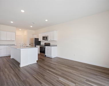8807 Vacek Crossing Way - Photo Thumbnail 3