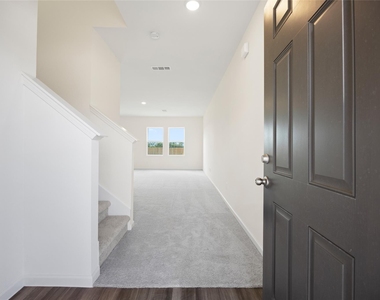 8807 Vacek Crossing Way - Photo Thumbnail 18