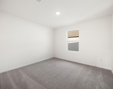 8807 Vacek Crossing Way - Photo Thumbnail 13