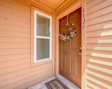 10555 Turtlewood Court - Photo Thumbnail 2