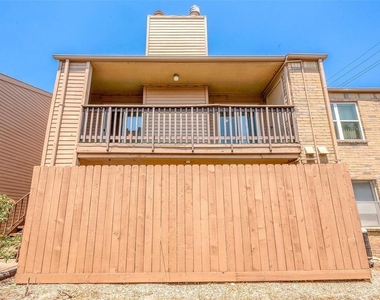 10555 Turtlewood Court - Photo Thumbnail 3