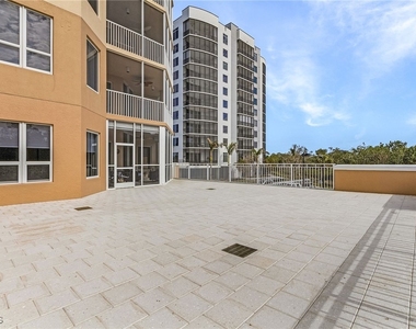 4182 Bay Beach Lane - Photo Thumbnail 24