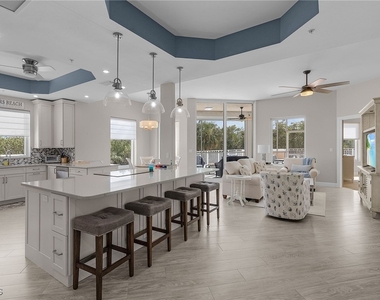 4182 Bay Beach Lane - Photo Thumbnail 10