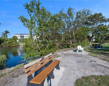 1950 Gulf Shore Boulevard N - Photo Thumbnail 13