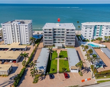 1977 Gulf Shore Boulevard N - Photo Thumbnail 22