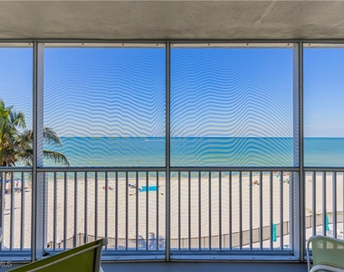 1977 Gulf Shore Boulevard N - Photo Thumbnail 1
