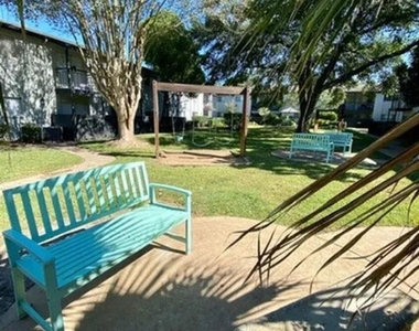 874 Yorkchester Dr - Photo Thumbnail 23