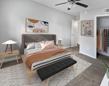 874 Yorkchester Dr - Photo Thumbnail 11