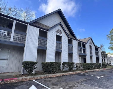 874 Yorkchester Dr - Photo Thumbnail 20
