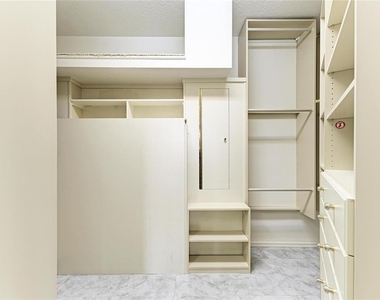 4540 Kipling Circle - Photo Thumbnail 35