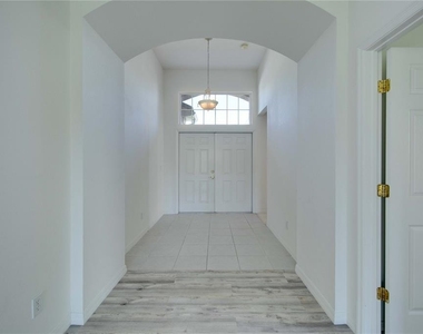 1679 Pinyon Pine Drive - Photo Thumbnail 4